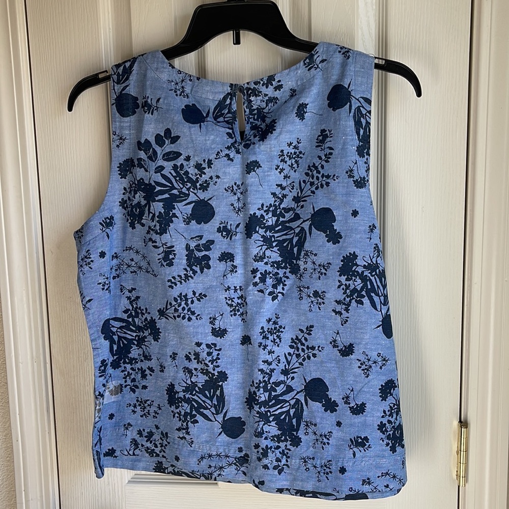 NWT LIZ CLAIBORNE BLUE/NAVY PRINT SLEEVELESS TANK STYLE BLOUSE - Picture 4 of 7